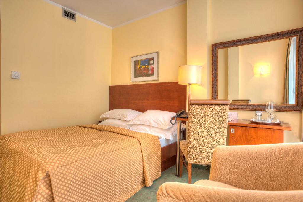 Hotel Rivijera Petrovac Exterior photo