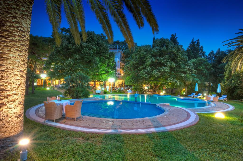 Hotel Rivijera Petrovac Exterior photo